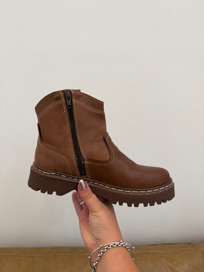 BOTA OASIS SUELA A TONO