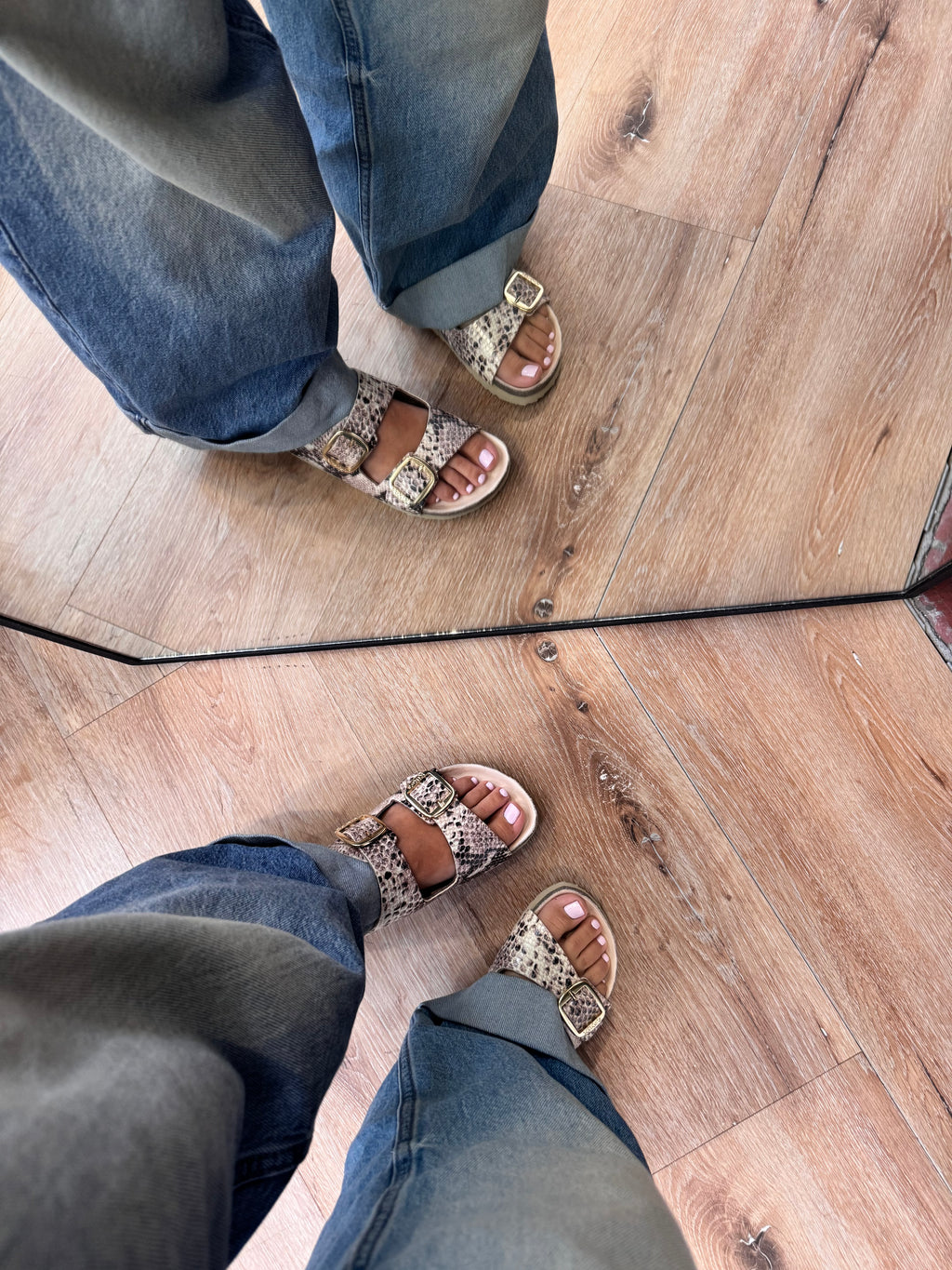 SANDALIA CLOVER reptil