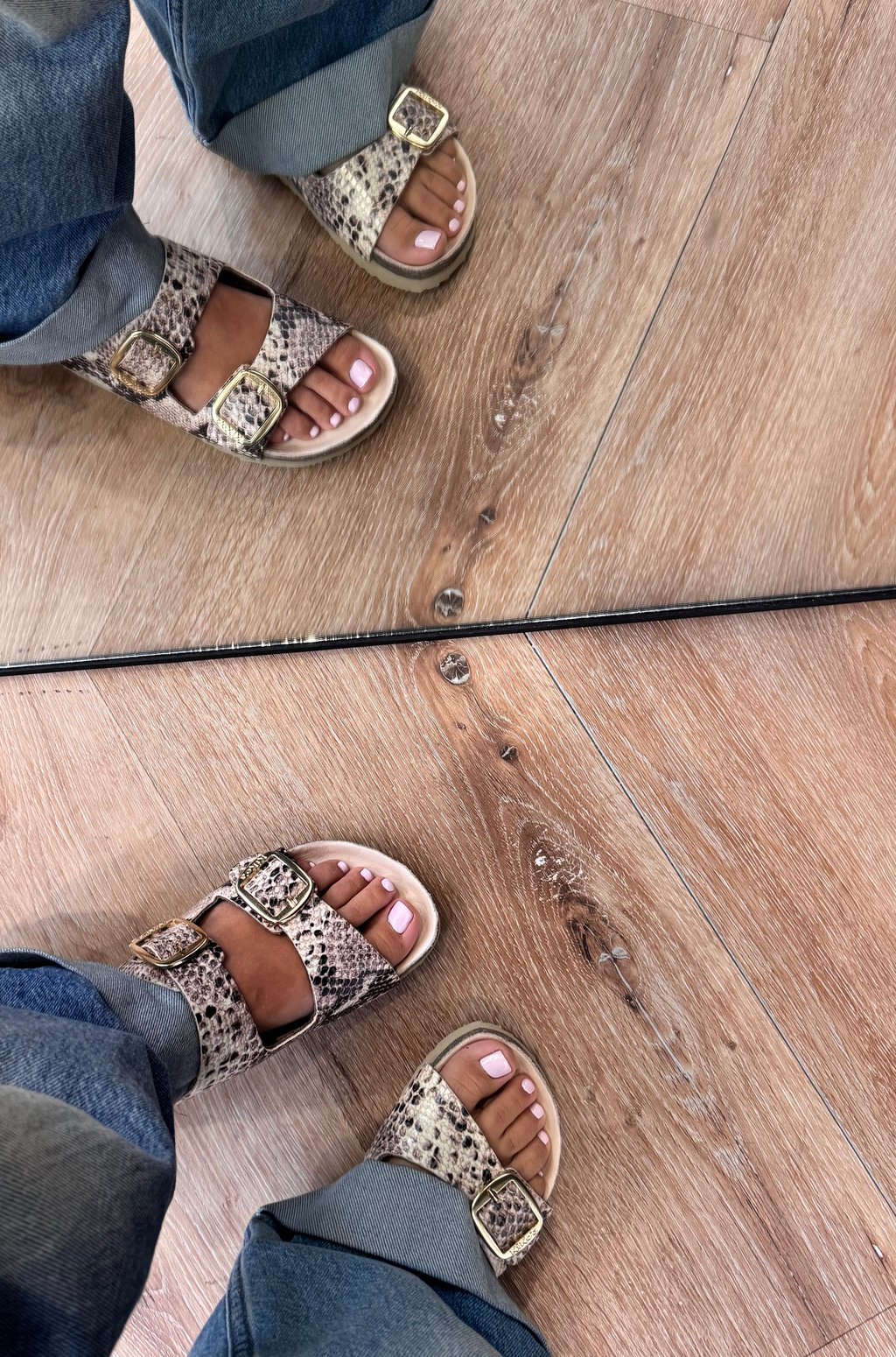 SANDALIA CLOVER reptil