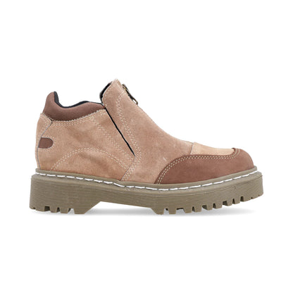 BOTA TRACKER ARENA GAMUZA