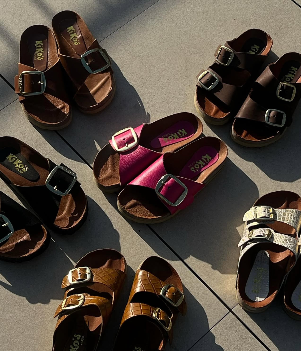 SANDALIA CLOVER 1 HEBILLA FUCSIA