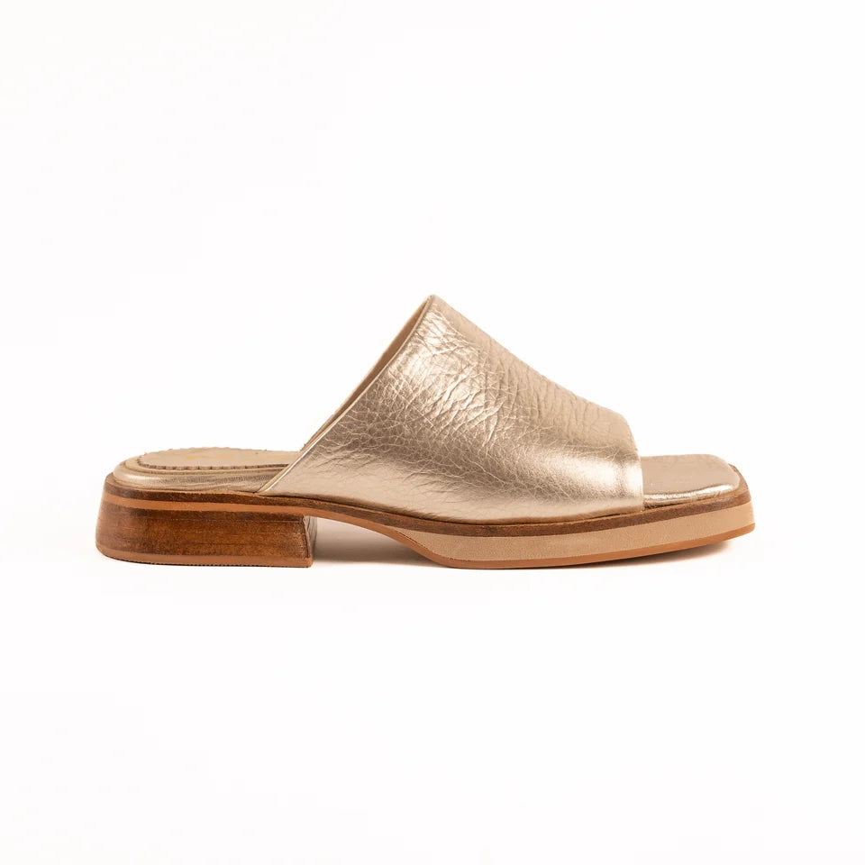 SANDALIA ERIS oro light