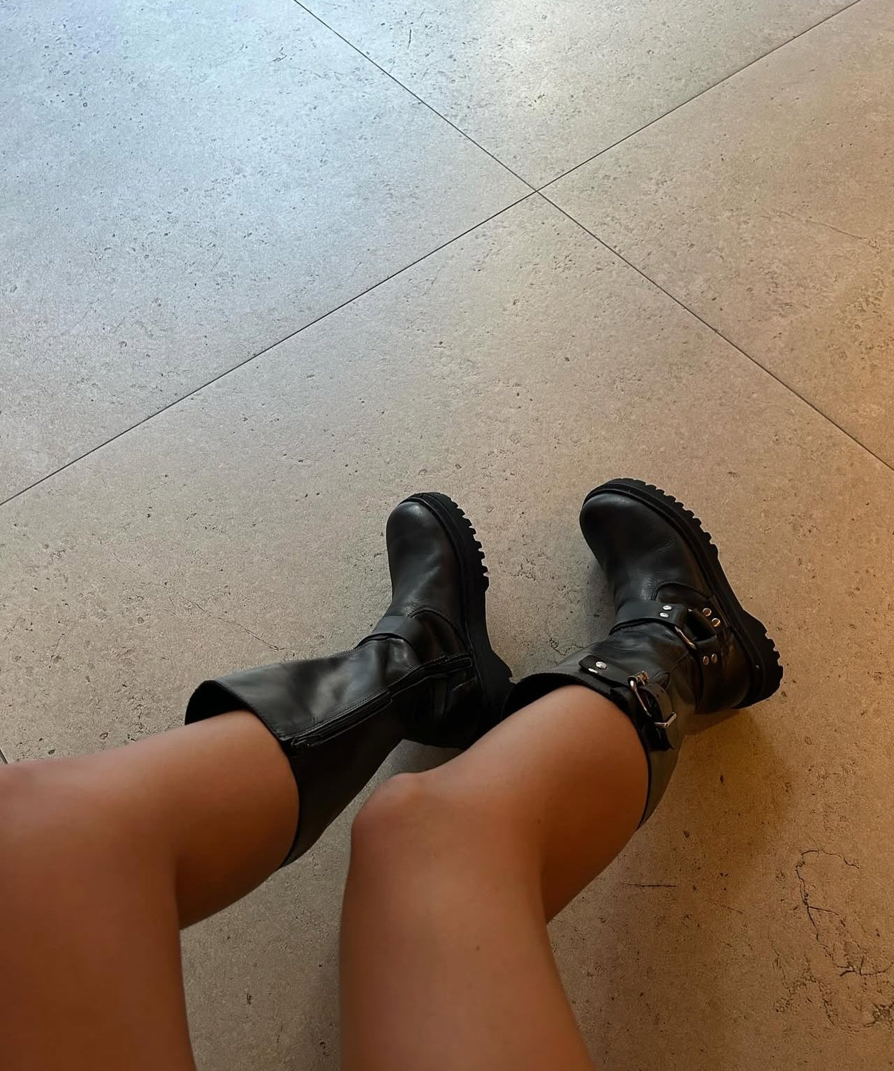 BOTA STRICKER