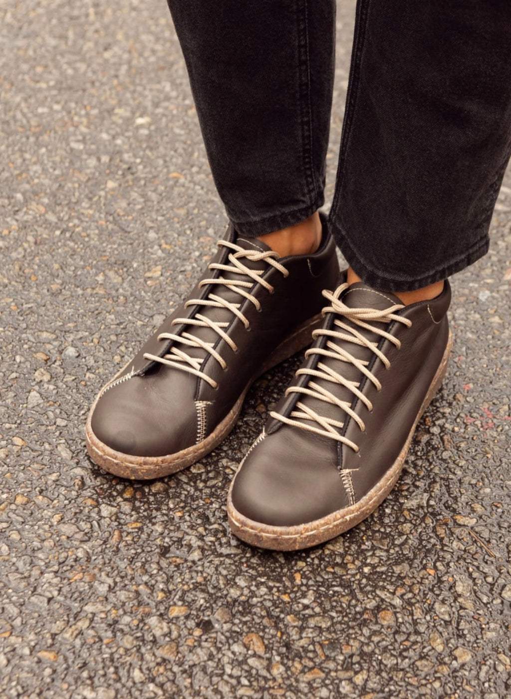 sneaker waver