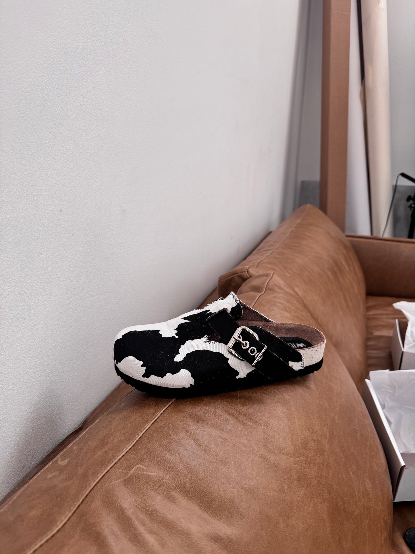 Zueco de tela vaca