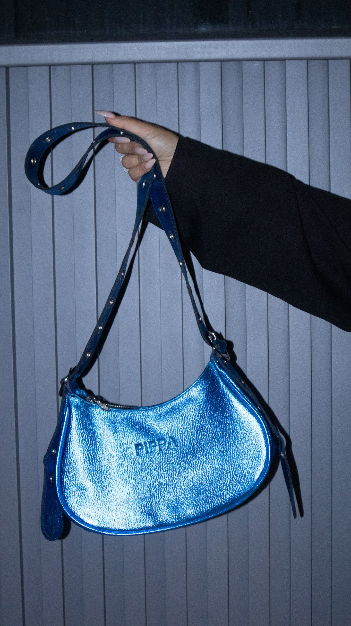 CARTERA JUANA METALIZADA AZUL