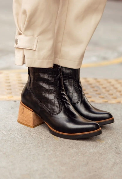 BOTA EJECUTIVA BLACK